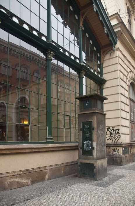 Meteorological post in front Masaryk Railway Station before the restoration